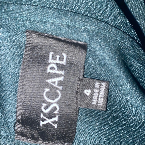 Xscape Sleeveless Formal Green Dress, Size 4 - Picture 8 of 9